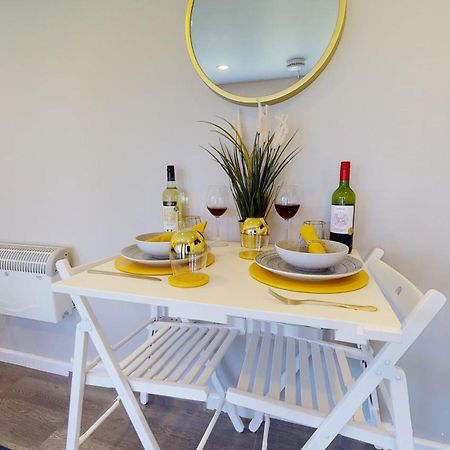 Cosy 1 Bed Garden Lodge Close To Nottingham City Centre - Free Parking & Wifi Eksteriør billede