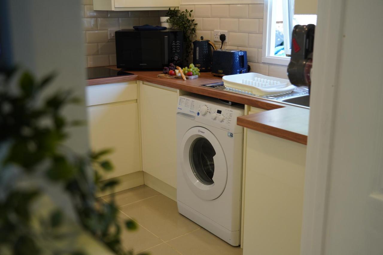 Cosy 1 Bed Garden Lodge Close To Nottingham City Centre - Free Parking & Wifi Eksteriør billede