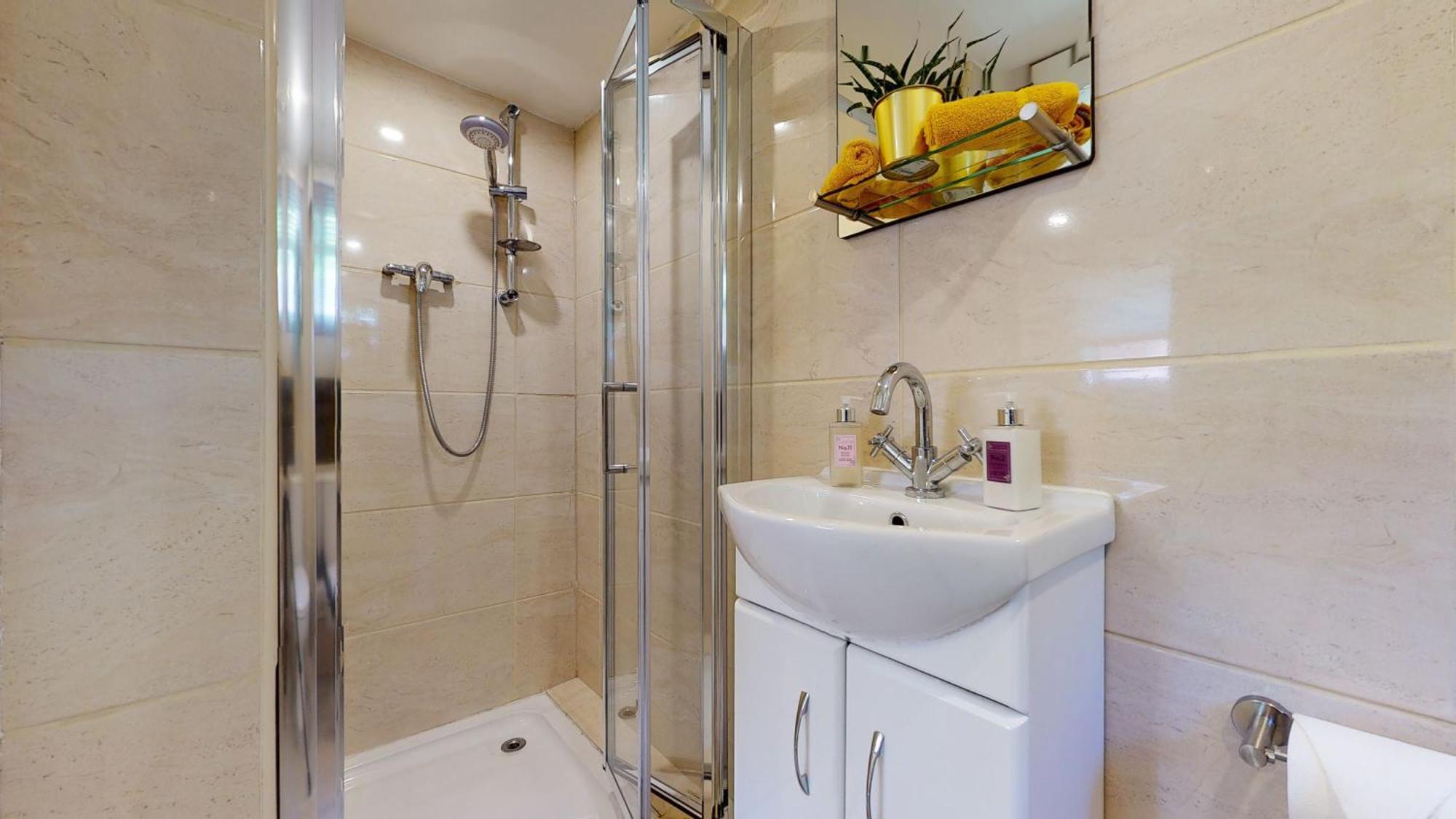 Cosy 1 Bed Garden Lodge Close To Nottingham City Centre - Free Parking & Wifi Eksteriør billede